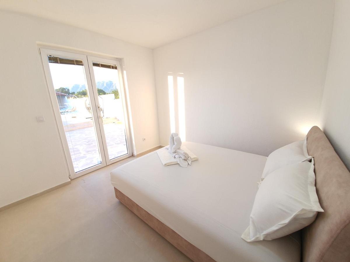Talija Apartments Krimovica 布德瓦 外观 照片