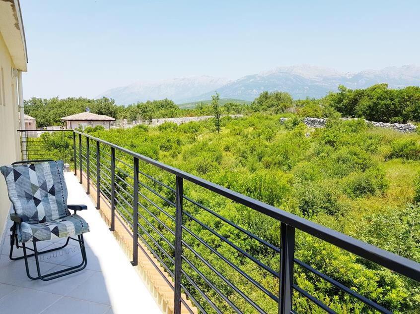 Talija Apartments Krimovica 布德瓦 外观 照片