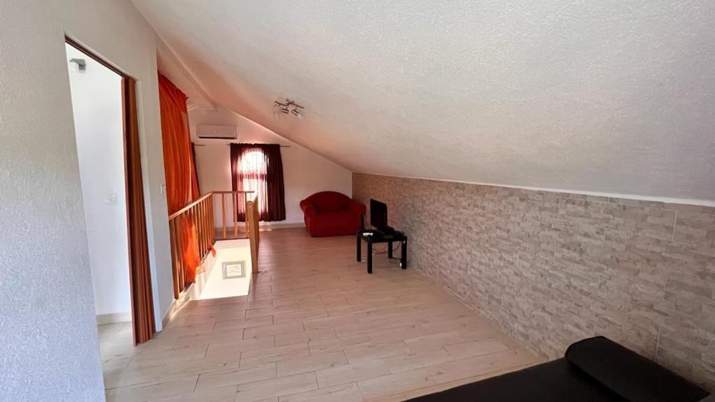 Talija Apartments Krimovica 布德瓦 外观 照片